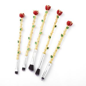 Flower Metal Makeup Brushes 5pcs / Set Beauty Comest Make Up Brush Tools Gold Silver Color Soft Hair for Face Eyeshadow Foundation