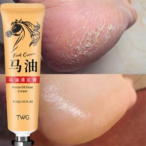 Soins des pieds Anti Crack Crème Talon Fissuré Réparation Huile de Cheval Élimination Lisse Peau Morte Callus Anti Séchage Main Pieds 30g 221111