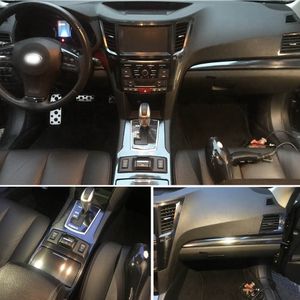 Para Subaru Legacy Outback 2010-14 Interior Central Control Panel Many Door Pegatinas de fibra de carbono Caderas de estilo de estilo