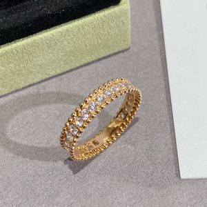 Anillo de trébol de cuatro hojas Piedra preciosa de concha natural Chapado en oro 18K para mujer diseñador T0P Materiales avanzados reproducciones oficiales diseñador de marca regalo exquisito 007