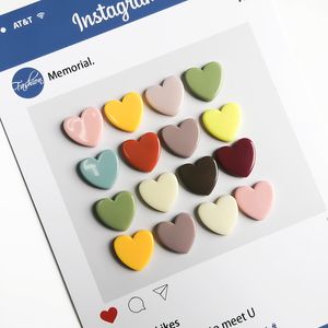 Aimants pour réfrigérateur 10 pièces mignon Mini coloré amour coeur petit réfrigérateur autocollants belle Pos mur autocollant magnétique pour la maison déco 230721