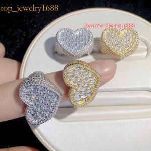 Full Iced Out Diamonds Emerald Cut Moissanite Stones Mens Ring Sier Diamond Rings Hip Hop Bijoux
