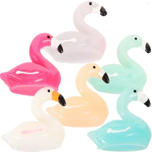 Décorations de jardin 10 pcs Micro Paysage Pot décoratif Flamingo Cupcake Topper Jouets Mini Miniature Animaux Flamingos Ornement en plastique