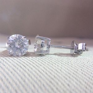 Véritable 14K 585 or blanc vis arrière couleur DF 2ctw Test positif coupe ronde Moissanite diamant boucles d'oreilles pour les femmes CJ191203300p