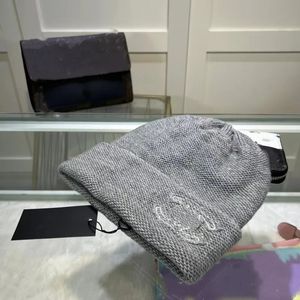 sombrero de regalo Gorro para hombre t Gorro de regalo Gorro Gorro para mujer Gorro de otoño invierno Moda Clásico Tendencia Gorras retro Cálido bordado Kn S Gif Ha Auumn Winer Rero s