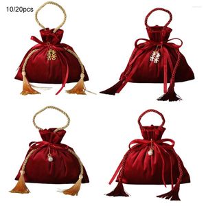 Cadeau cadeau 10 / 20pcs style chinois sac de bonbons en velours rouge flanelle sacs portables créatifs cordon pour le mariage