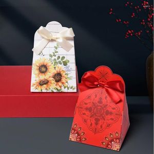 Envoltura de regalo 20% de descuento - 50 unids / lote Precioso Girasol Blanco Color Rojo Caja de Papel Bolsa de Pastel Favor de Boda Baby Shower Candy con Cinta