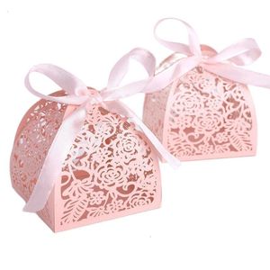 Papel de regalo 50/100pcslot Ribbon Pyramid Laser Cut Wedding Favor Candy Chocolate Box White Pink 221124