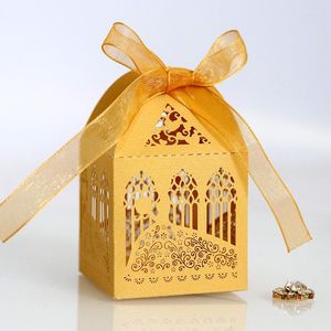 Cadeau cadeau 50pcs Laser Cut Candy Box Église Mariage Mariée Princesse Cookie Emballage Sac S Fournitures Conteneur