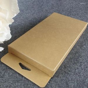 Enveloppe cadeau 50pcs / lot Box Kraft Paper Box Carton avec crochet bijoux Data Cable Storage Téléphone Emballage 16x8.5x1.5cm