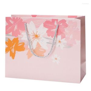 Emballage cadeau 50 pièces Sakura sac en papier avec poignée rose fleur de cerisier noël fête d'anniversaire faveur cadeaux décoration emballage sacs