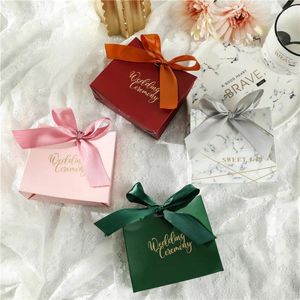 Boîte de bonbons enveloppe-cadeau Boîtes de mariage Boîtes et sacs de cadeaux Lettre d'estampage avec des rubans Fournitures d'emballage