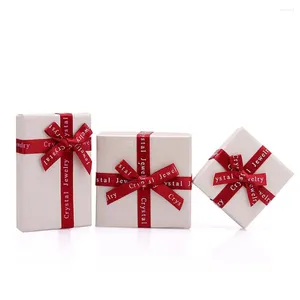 Enveloppe cadeau affichage de luxe Bowknot anneaux de ruban rouge boîtier en papier couloir beige boîte bijoux de bijoux emballage