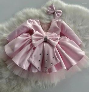 Robes de fille mignon rose Satin bébé princesse perlée enfants manches longues robe de soirée anniversaire de célébrité