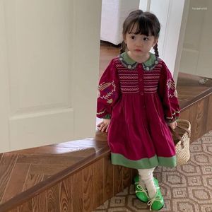 Robes de fille coréens vêtements pour enfants printemps mignon broderie lourde travail fille fille petit anniversaire formel zljg