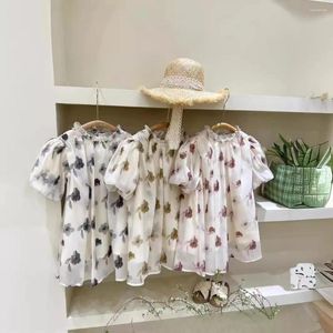 Robes de fille en gros de filles robe 2024 petite fleur à la mode d'été