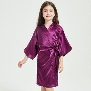 Fille pyjamas Kimono Robe de fête de mariage fleur bébé chemise de nuit solide serviette de bain nouvelle mode nuit jouer soie Satin peignoir enfants