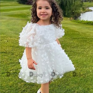 Robes de fille née bébé filles robe d'anniversaire pour les tout-petits blanc 3D papillon dentelle robe de fête enfants bouffée cérémonie robe 3Y vêtements 231216