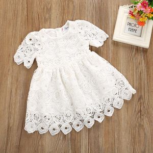 Robes de fille Born Baby Girls Princess Dress Hole Lace Tutu Flower Party Pageant Summer White For 0-24MGirl's
