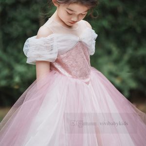 Vestido de rendimiento bordado de lentejuelas de niña sakura rosa bella durmiente ropa de princesa niños hombro de rocío encaje tul vestidos largos Z7022