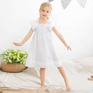 Filles coton été enfants cour style belle bébé vêtements de nuit pyjamas à manches courtes broderie dentelle filles princesse robe de sommeil 210908