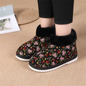 Filles hiver mignon chaud en peluche fourrure mi-mollet bottes à fleurs Folk-personnalisé coton plat troupeau fermeture éclair noir bleu 230922