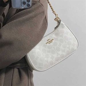 Glacier White Underarm Chain Zipper Single Shoulder Handbag 70% de réduction sur le magasin en gros