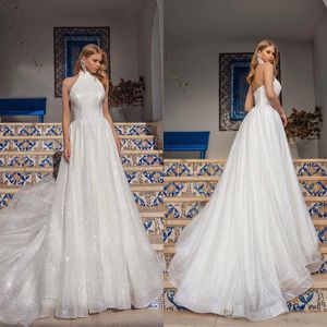 Glamorous A-ligne Robes De Mariée Halter Couleur Unie Brillant Vêtements Dos Nu Zipper Court Robe Custom Made Zipper Plus La Taille Robe De Mariée Vestidos De Novia