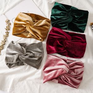 Diadema de terciopelo dorado Bandas elásticas para el cabello de las mujeres