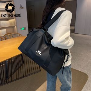 Bolsas de golf Bolsa Hombres Bolso 2023 Deportes ligeros Impermeable Viaje Hombro Unisex Boston Marca J Lindeberg 45 32 18 cm 230920