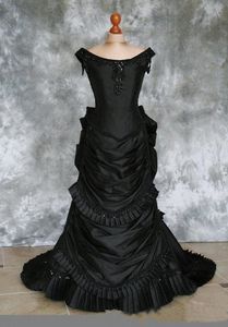 Robe de mariée gothique noire victorienne en satin froncé perlé longue mascarade de bal de vampire Halloween robe de mariée Steampunk Corset Goth 19e siècle robe formelle pour femmes
