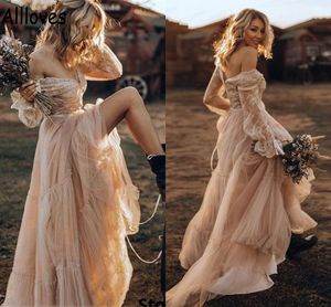 Champagne Country Western Robes De Mariée À Manches Longues Rétro Cowgir Col En V Bohème Dentelle Robes De Mariée Balayage Train Tulle Une Ligne Robe De Soriee Boho AL6837