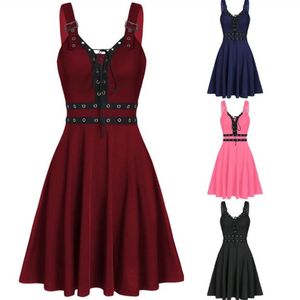 Gothic Punk Bandage Robe Femmes Plus taille Cool irréguliers Hem sans manches Camisole Sling Mini Vestidos sans bretelles Vestidos 220509