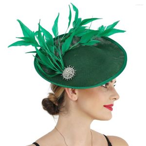 Green Big Fascinator Hat pour femmes coureurs de mariage belles accessoires de cheveux plumes fantaisie