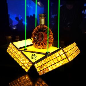 Iluminación láser verde Bar Club nocturno Cristal recargable Presentador de botellas LED Soporte para exhibición de champán Glorificadores de whisky y vino para salón de fiestas