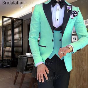 Gwenhwyfar Custom Made Mint Green Peaked Lapel Men's Suit Set Formal Wedding Prom Groom Tuxedo 3 piezas traje (chaqueta + pantalones + chaleco) T200303