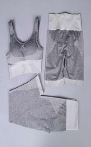 GXQIL 3 piezas gimnasio mujer ropa deportiva traje de encaje perfecto 2020 conjunto de yoga mujeres jogging mujer deportes sujetador pantalones cortos leggings kit gris3746785