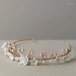 Clips de cheveux Vintage Gold Color Bandband Tiara Freshwater Pearl Headpiece for Brides Porcelain Flower Wedding Accessories Bridal Bijoux
