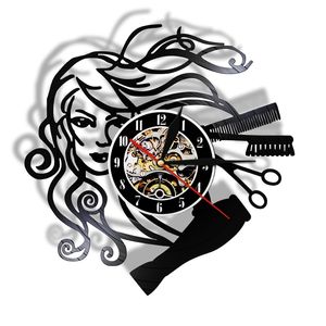 Peinado Belleza Salón Vinilo Graba Reloj de pared Estilista Pelo Salón Barber Shop Retro Black Wall Clock Peluquería Regalos para mujer 210401