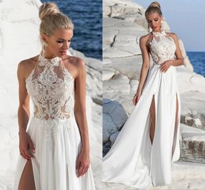 Licou dentelle appliquée une ligne de robes de mariée Summer plage boho high fendre ouverte arrière sans manches simples mariées robe de réception yd