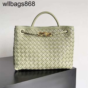 Bolso Andiamo Bottegvenetas Tote Bag Designer B Familia de 8 líneas Purse de cuero Knit 2024 Buckle Women's Portable Hombina Crossbody Green