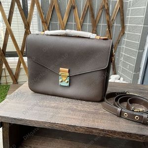 Bolsos de diseñador Bolsos de hombro para mujer Sobre Mensajero de alta calidad Número de serie de cuero genuino monederos moda Floral Mujer crossbody Cartero bolso Bolso