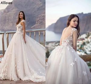 Fleurs faites à la main dentelle appliquée une ligne robes de mariée col transparent manches courtes Boho pays robes de mariée sexy dos ouvert tulle cour train robes de mariée moderne YD