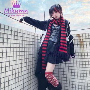 Harajuku Punk moda gris rojo negro rayas bufanda mujer chica invierno cálido tejido bufandas Streetwear