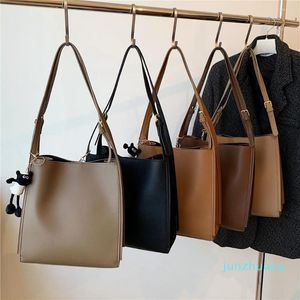 Bolsas de noche de HBP Burminsa Cubo vintage Axila hombro para mujeres 2022 Fashion Simple Large Capacidad Tota Femenina Trabajo Damas Bolsos