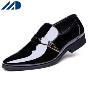 HBP Non-Brand Venta al por mayor Traje de hombre de gran tamaño Zapatos de boda casuales para hombres Vestido Oxford Zapatos de cuero formales de negocios