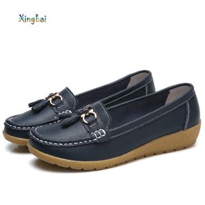 HBP Sin marca Venta al por mayor Moda Multicolor Disponible Sandalias baratas Cuña cómoda Zapatos de mujer Ocio al aire libre Caminar Zapatos de mamá Slip-on