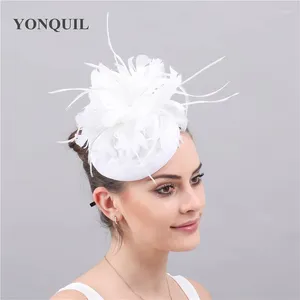 Coiffes mode blanc fascinatrice féminine chapeaux de fête nuptiale mariage marié époux de casseurs élégants