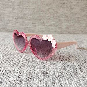 Heart Eyewear Frames Fashion Lunettes de soleil pour enfants avec des fleurs mignonnes