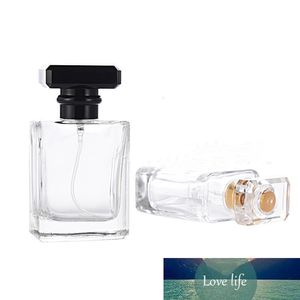 Botellas de perfume vacías de cristal de alta calidad Botella de vidrio de viaje transparente de gran capacidad 50 ml para cosméticos Maquillaje Precio de fábrica Diseño experto Calidad Último estilo